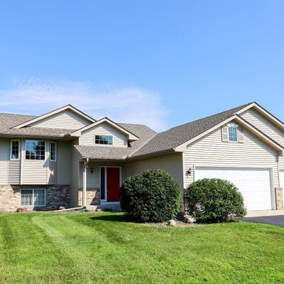 314 Hogan Dr, Montrose, MN 55363