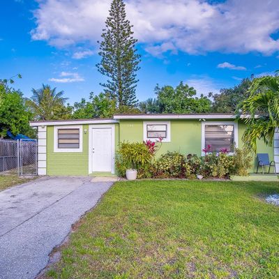 3148 E Palm Dr, Boynton Beach, FL 33435