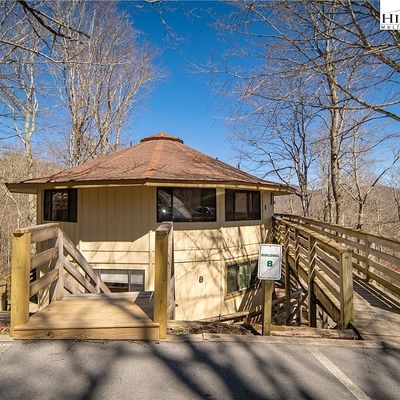 315 Timber Ridge Rd, Sugar Mountain, NC 28604