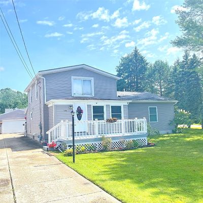 3175 Bradford Ave, Erie, PA 16506