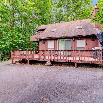 3179 Avoy Place, Lake Ariel, PA 18436