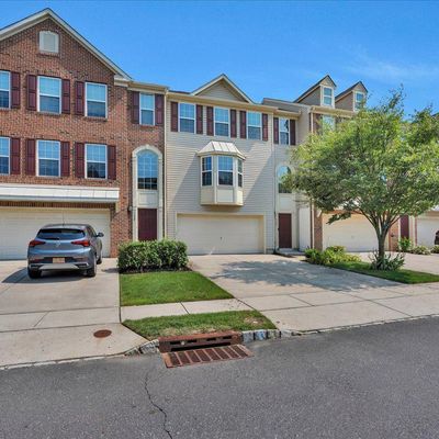 318 Nathan Dr, Cinnaminson, NJ 08077