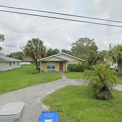 3186 1 St St Sw, Vero Beach, FL 32968