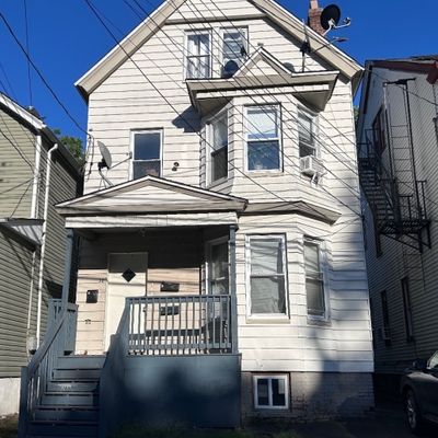 32 Cummings St, Irvington, NJ 07111