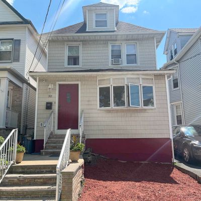 32 E 40 Th St, Bayonne, NJ 07002