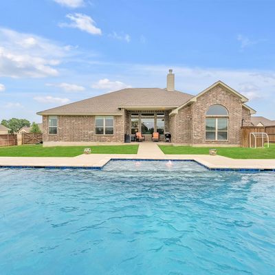 321 Big Bend Path, Castroville, TX 78009