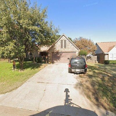 3220 Cliffview Dr, Corinth, TX 76210