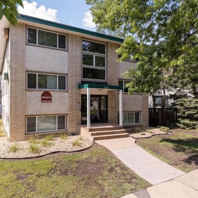 3226 Minnehaha Ave, Minneapolis, MN 55406