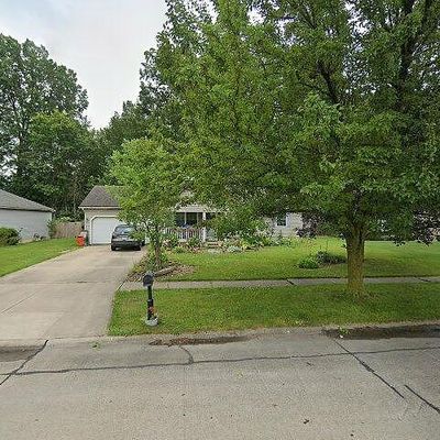 323 Haines St, Elyria, OH 44035