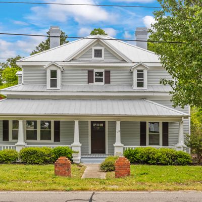 323 E Main St, Coats, NC 27521