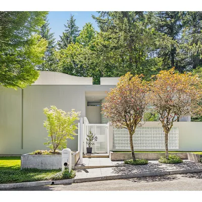 3232 Sw Upper Cascade Dr, Portland, OR 97205