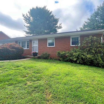 324 Driscoll St, Staunton, VA 22980