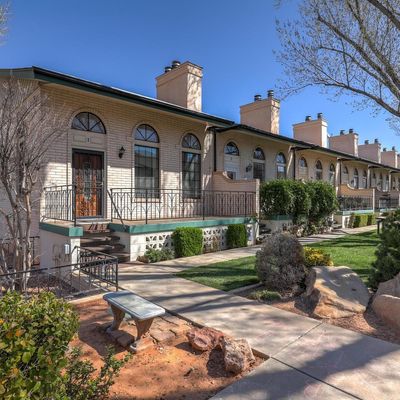 325 S 200 E, # 1, St George, UT 84770