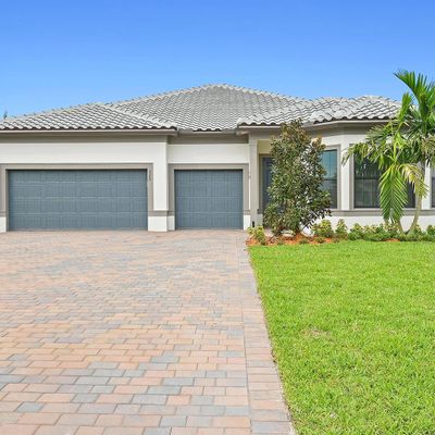 325 Se Filoli Drive, Port St Lucie, FL 34984