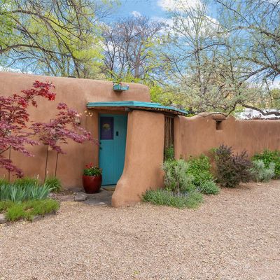 329 Camino Del Monte Sol, Santa Fe, NM 87501