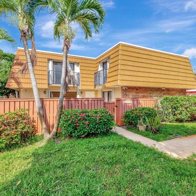 2883 Sw Waterford Place N, Deerfield Beach, FL 33442