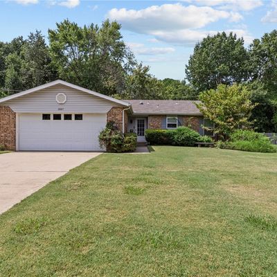 2887 N Susan Carol Ln, Fayetteville, AR 72703