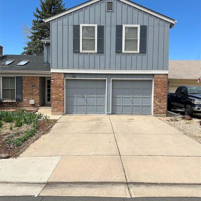 2889 S Newark Pl, Aurora, CO 80014