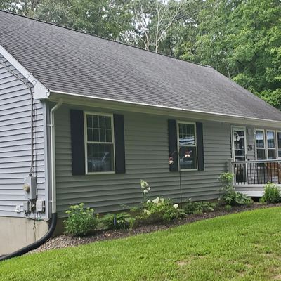 29 Union Dr, Ashford, CT 06278