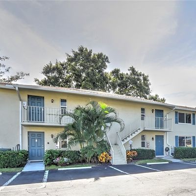 292 Winners Circle, Naples, FL 34112