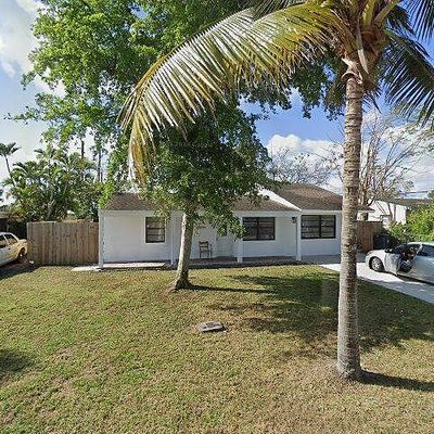 2927 Vassallo Ave, Lake Worth, FL 33461