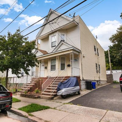 293 Ogden St, Orange, NJ 07050