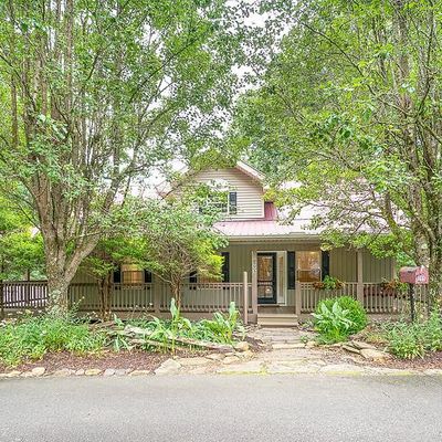 295 Brasstown Hills Rd, Brasstown, NC 28902