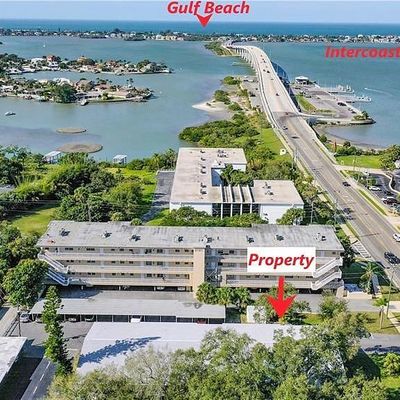 2950 W Bay Drive, Belleair Bluffs, FL 33770