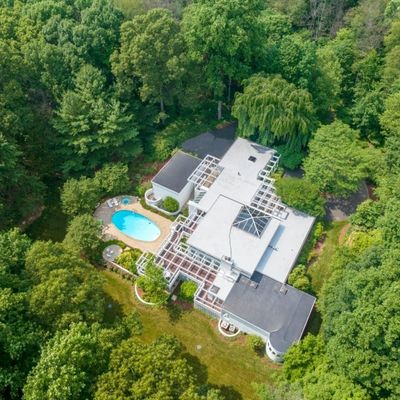 297 Hardscrabble Rd, Bernardsville, NJ 07924