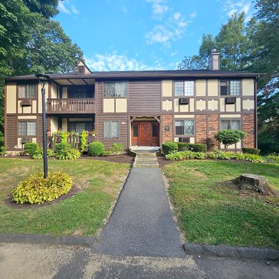 3 Cheshire Ct, Brookfield, CT 06804