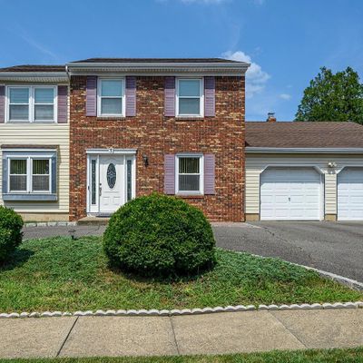 3 Juniper Ct, Edison, NJ 08820