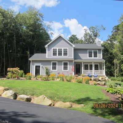 3 Raymond Dr, Barkhamsted, CT 06063