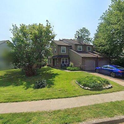 3 Stacey Dr, Doylestown, PA 18901