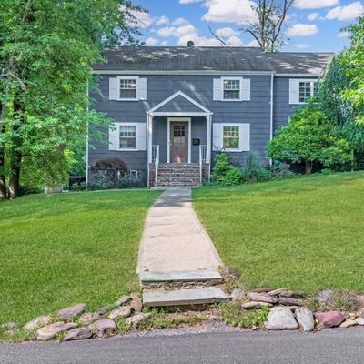 30 Bowers Rd, Caldwell, NJ 07006