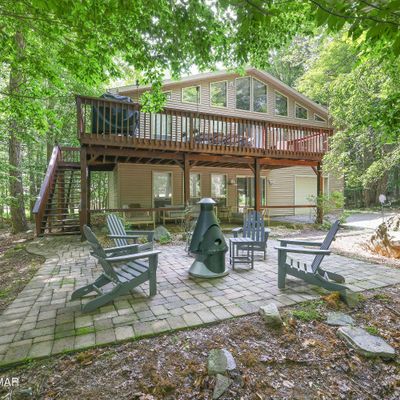 30 Waterfront Way, Gouldsboro, PA 18424