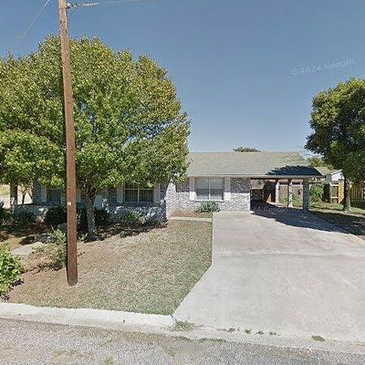 301 Humm St, Collinsville, TX 76233