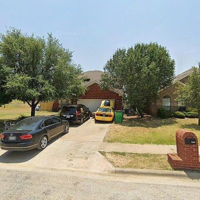 3514 Austin Street, Gainesville, TX 76240