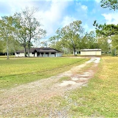 3556 Ironwood Dr, Kountze, TX 77625