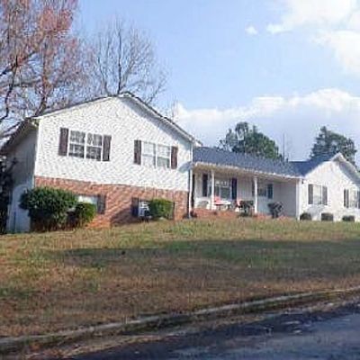 358 Mary Dr, Jacksonville, AL 36207