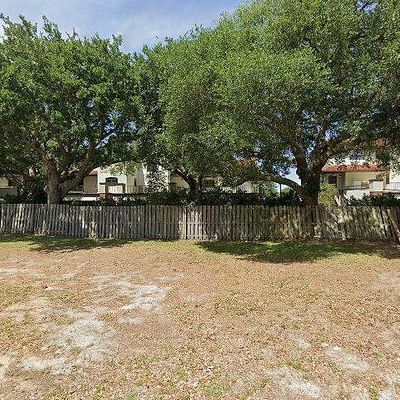 36 Bay Bridge Dr #C, Gulf Breeze, FL 32561