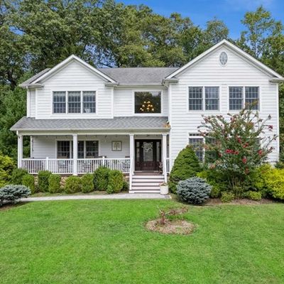 36 Dearborn Dr, Old Tappan, NJ 07675