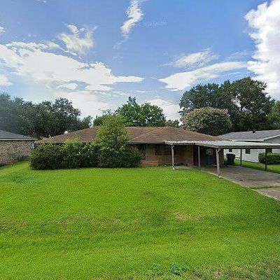 3616 Avenue G, Nederland, TX 77627