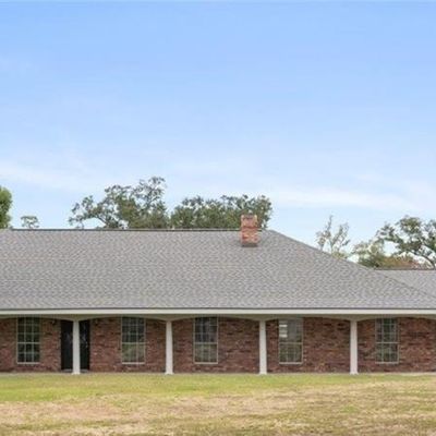 3625 Coachman Dr, Sulphur, LA 70665