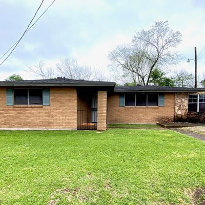 3645 S 4 Th St, Beaumont, TX 77705