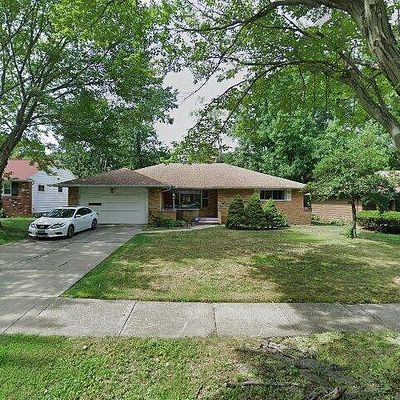 3658 Burbridge Rd, Cleveland, OH 44121