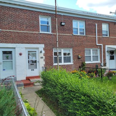 37 Court D Avenue, Bridgeport, CT 06610