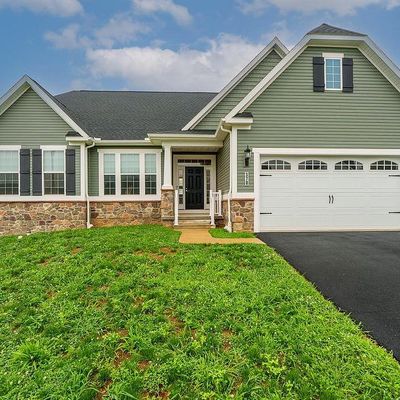 370 Edie Cir, Stewartstown, PA 17363