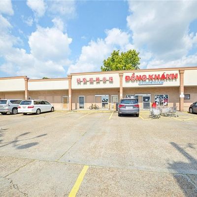 3709 Westbank Expressway Highway, Harvey, LA 70058