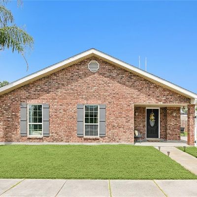 3716 Gallo Dr, Chalmette, LA 70043