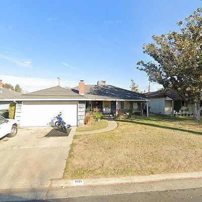 3721 Whitney Ave, Sacramento, CA 95821